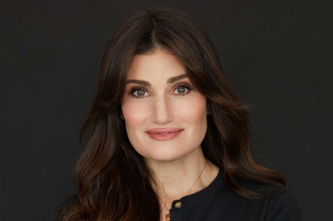 idina menzel: voice behind wicked
